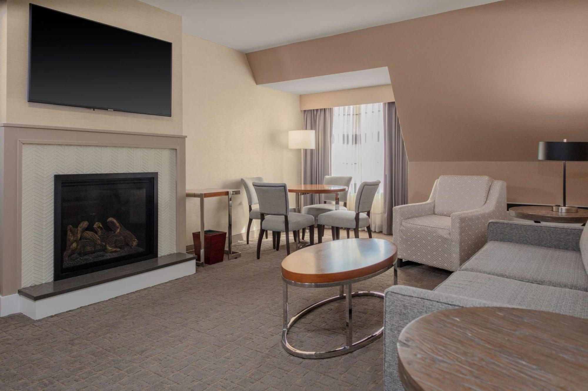 Doubletree By Hilton Hotel Burlington Vermont Exteriör bild