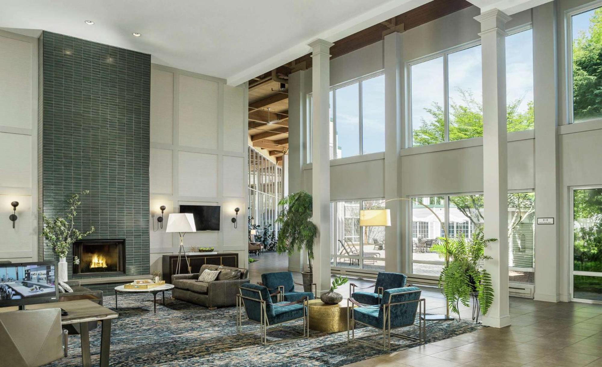 Doubletree By Hilton Hotel Burlington Vermont Exteriör bild